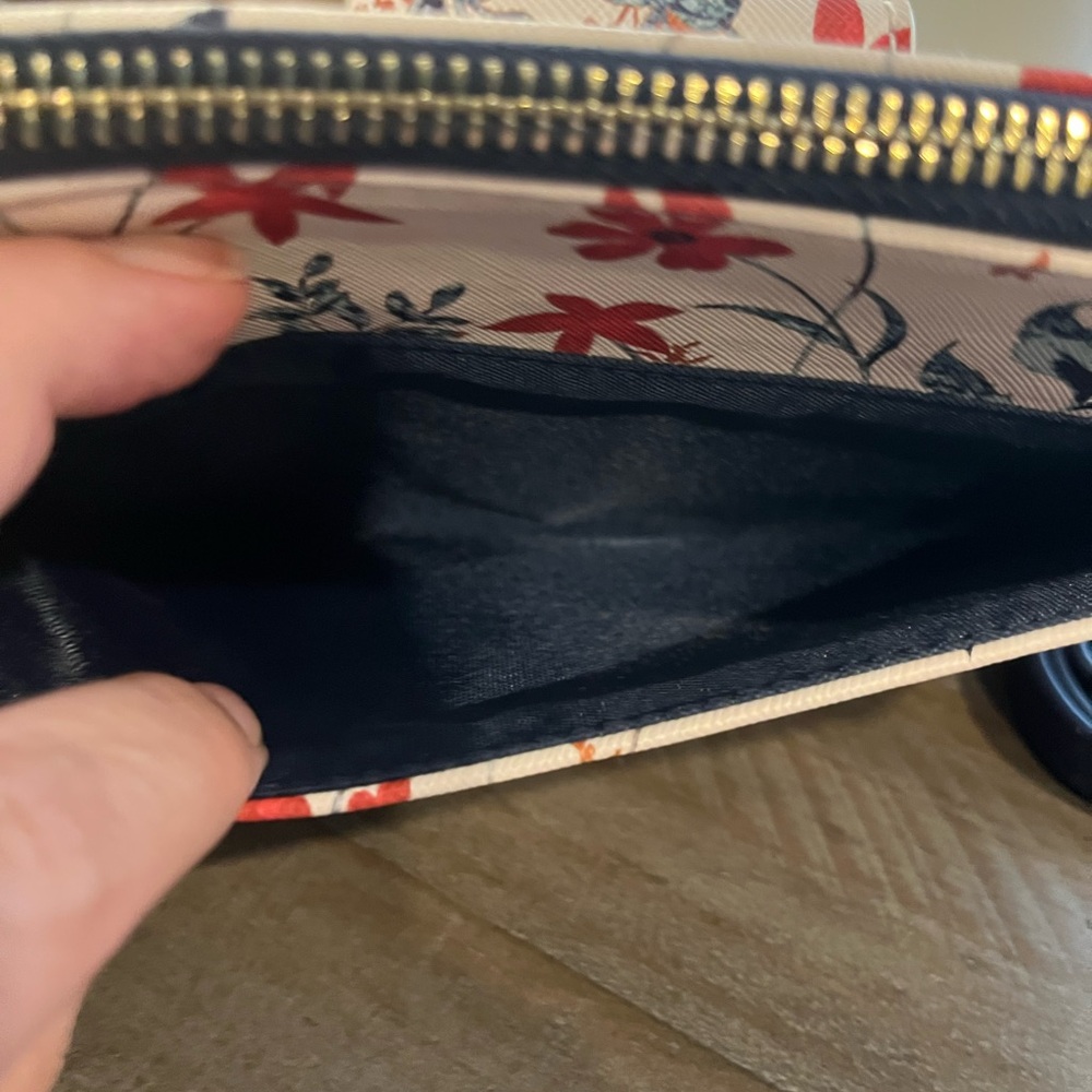 Spartina 449 Floral Cream Crossbody Bag w/ Removable/Adjustable Strap - Picture 7 of 11